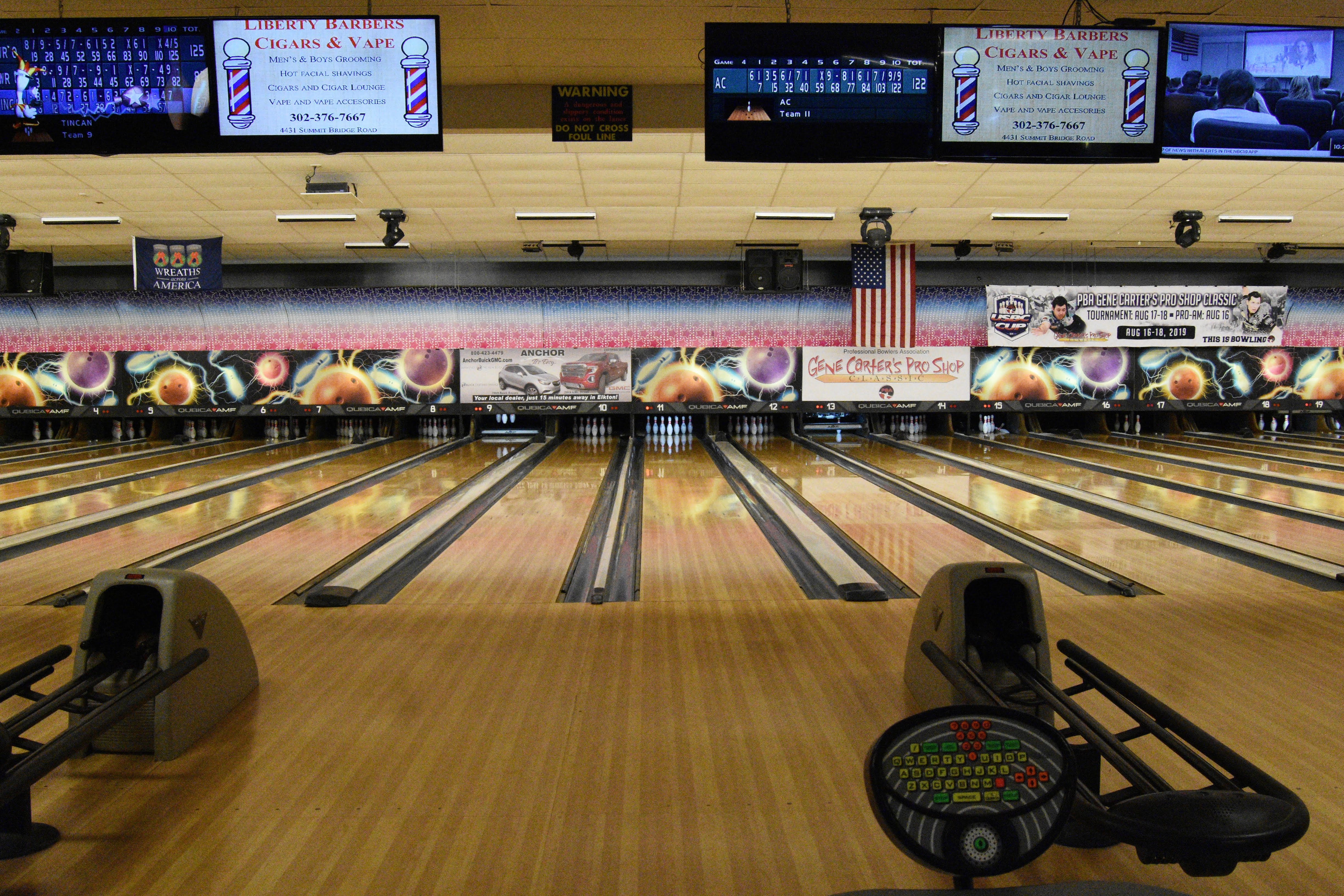 fireside bowling alley hours